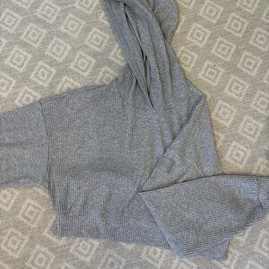 Alo light grey Yoga cropped hoodie like new